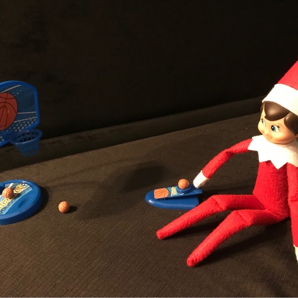 Elf on the Shelf - Picture 10 of 16